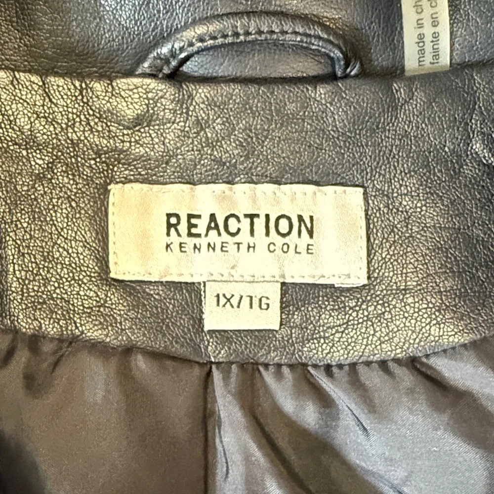 Kenneth Cole Reaction Navy Pleather Jacket Size 1X - Picture 9 of 12